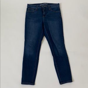 Universal Thread Jeans